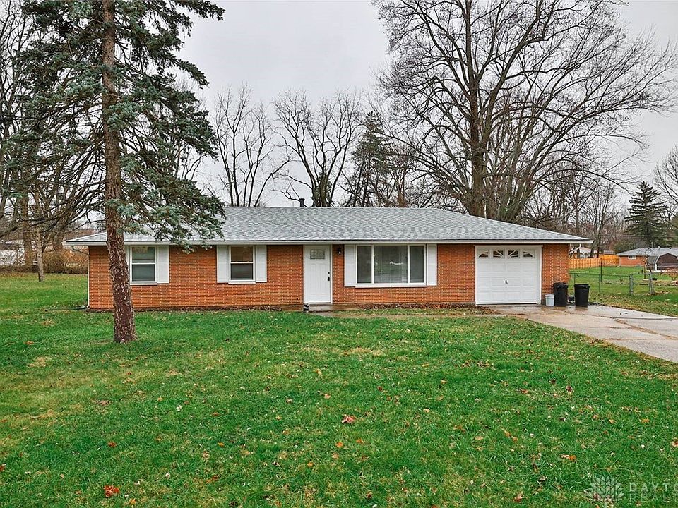 1st image of 2993 Valleyview Dr