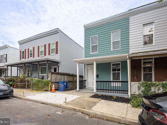 2nd image of 1425 Morling Ave