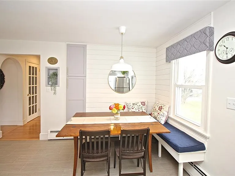 139 Coggeshall Ave — Photo 15