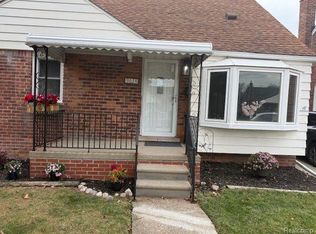 9624 Hubert Ave, Allen Park, MI 48101