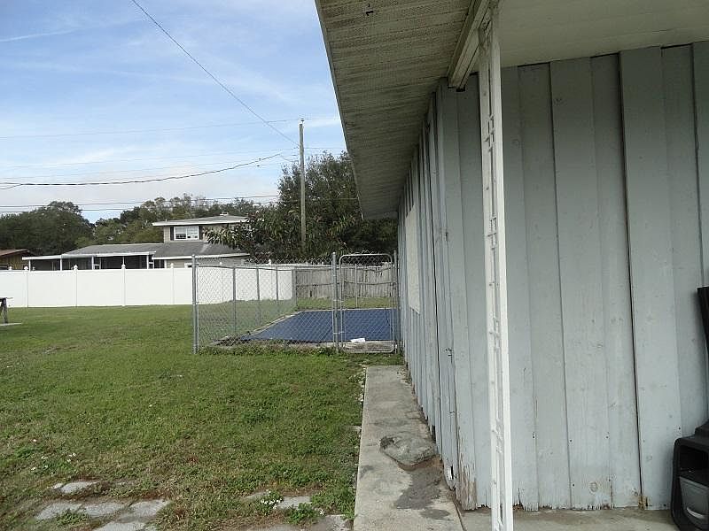 1st image of 3043 Courtland St