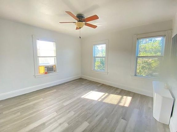 4th image of 40 Prospect Ave APT 2