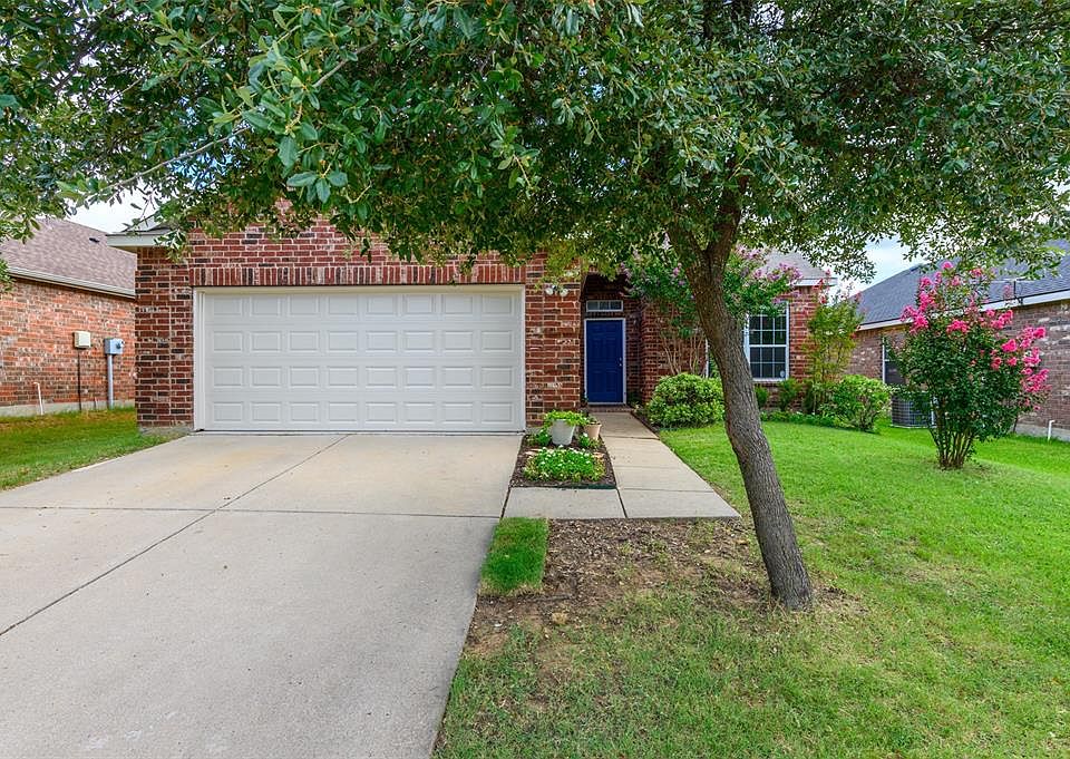 1st image of 6005 Photinia Ave