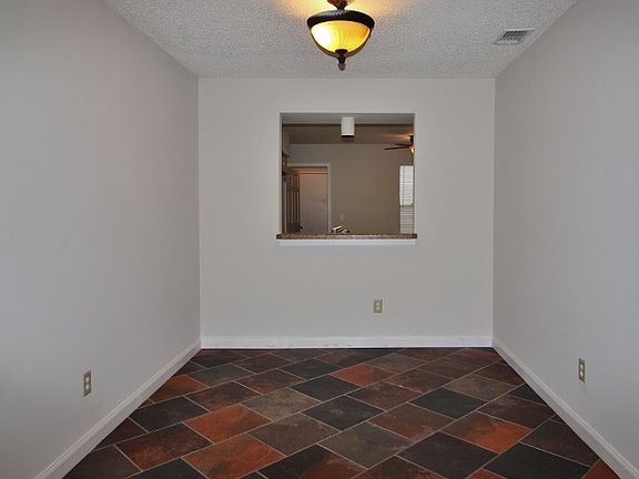 2nd image of 12035 Candlewyck Ln
