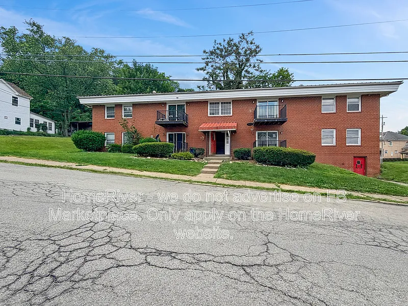 2 bed, 1.0 bath, $825 — Photo 1