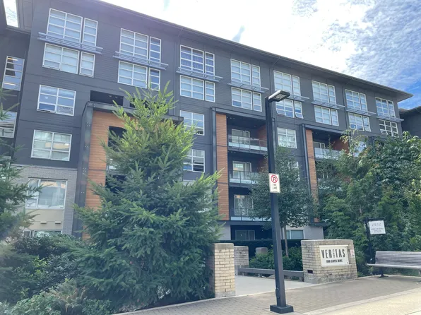 9168 Slopes Mews #215, Burnaby, BC V5A 0E4