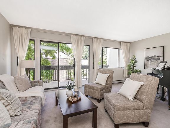 2nd image of 7371 Montecito Dr #8