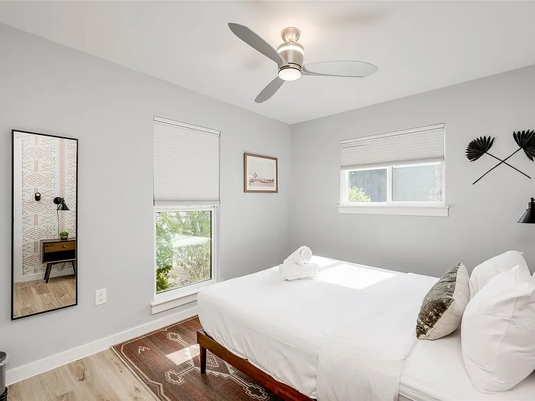 2516 Friar Tuck Ln — Photo 29