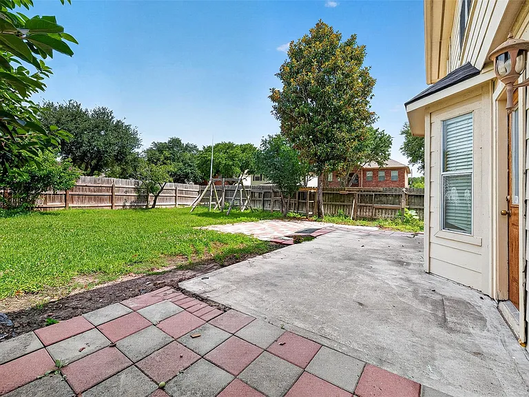 16102 Flatridge Ct — Photo 38