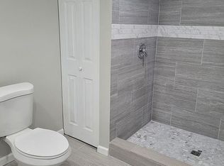 43843 Applewood Rd, Canton, MI 48188