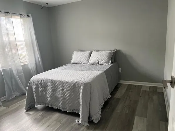 1728 W Forrest Ave, East Point, GA