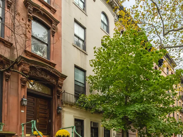 102 Pierrepont Street image 3 of 42