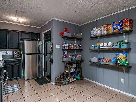 4th image of 906 Beacon Dr
