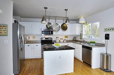 9694whitecliffplaceMLSHID709588ROOMkitchen3j