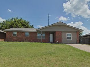 4657 SE Brighton Dr, Lawton, OK 73501