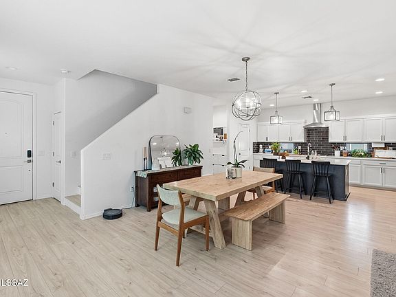 2nd image of 7528 S Circulo Rio Blanco