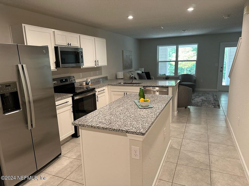 1st image of 5908 CREEKSIDE CROSSING Drive