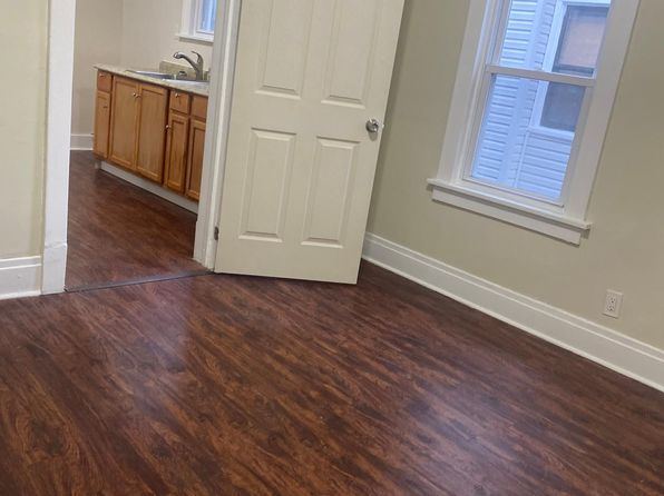 636 Wyoming Ave APT 3