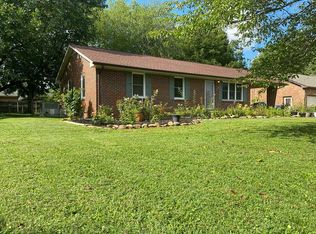 1618 Kirkwood Dr, Murray, KY 42071