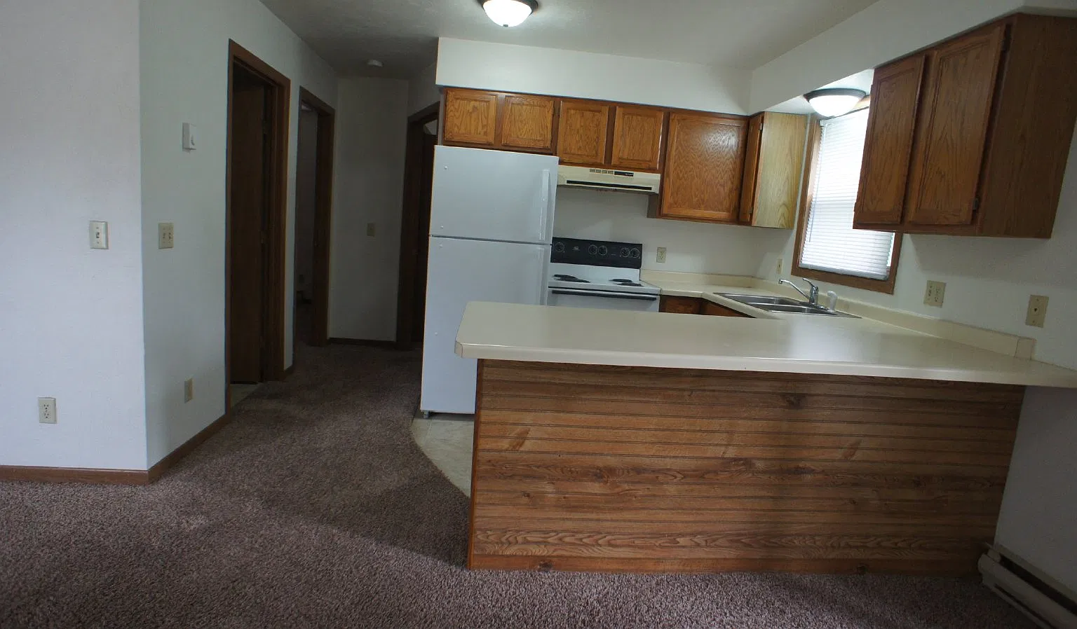 2 bed, 1.0 bath, $829 — Photo 3