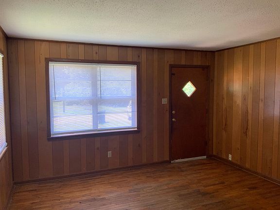 3rd image of 92 Navy Dr