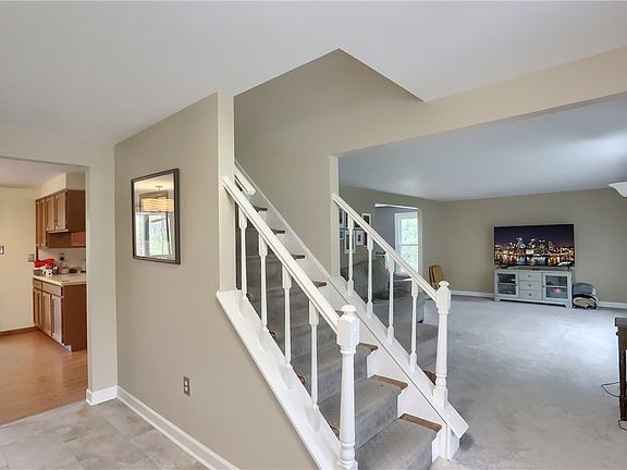 2nd image of 4035 Dublane Ct