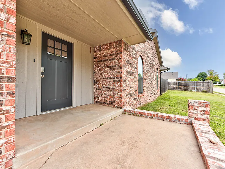 501 N Morgan Dr — Photo 5