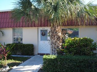815 Salem Ln, Lake Worth, FL 33467