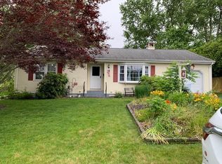 57 Wellesley Dr, Somerset, MA 02726