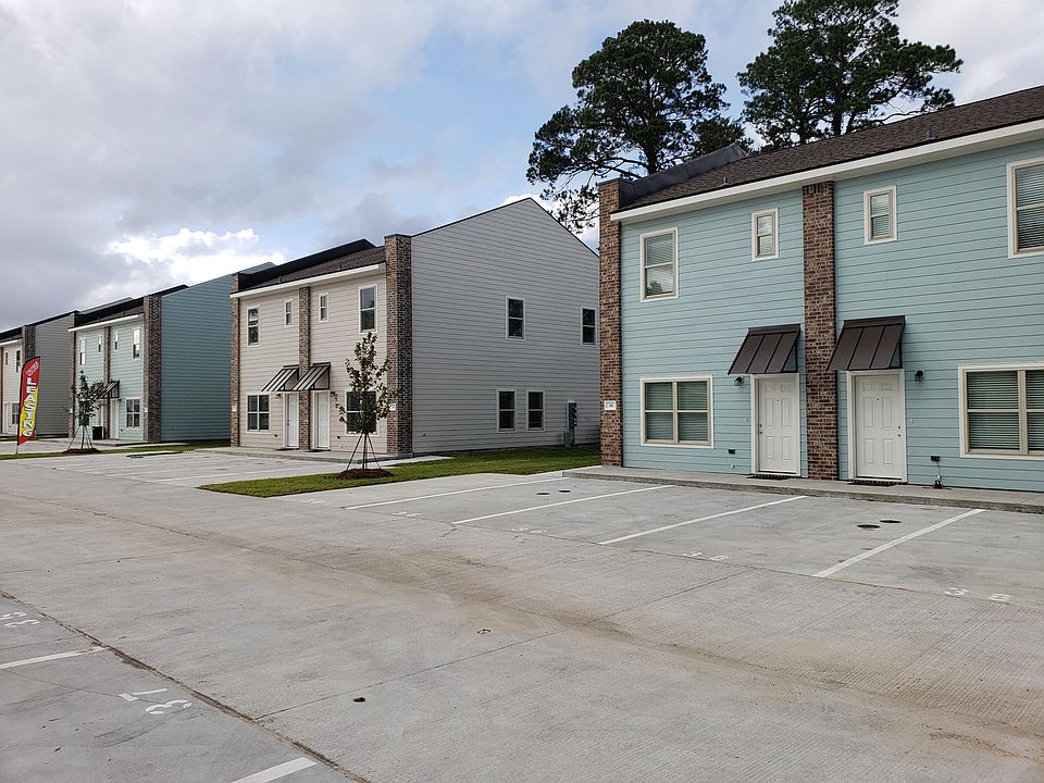 1st image of 30 Kandy Ln