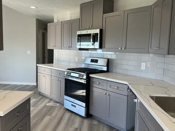 (undisclosed Address), Escalon, CA 95320