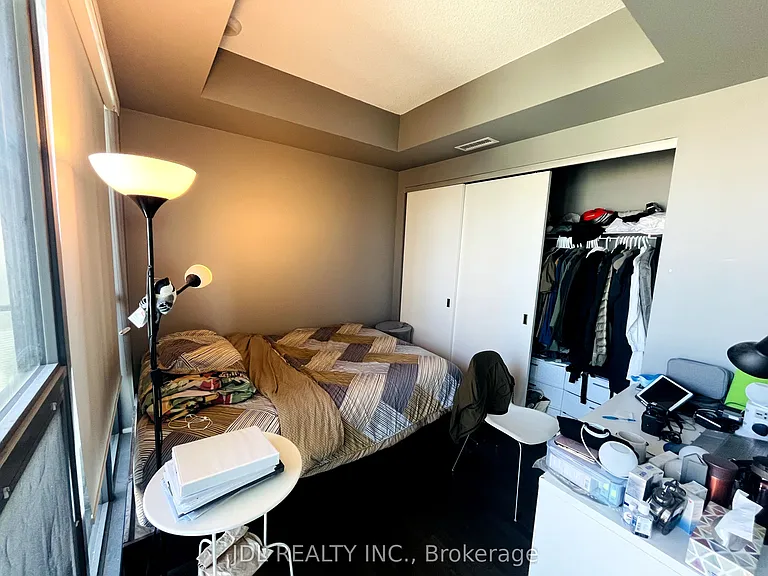 101 Charles St E #2810 — Photo 6
