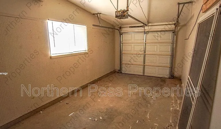 244 Mardi Gras Dr — Photo 25