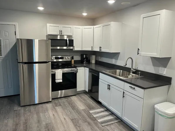 408 Academy St Basement 5, Elroy, WI 53929