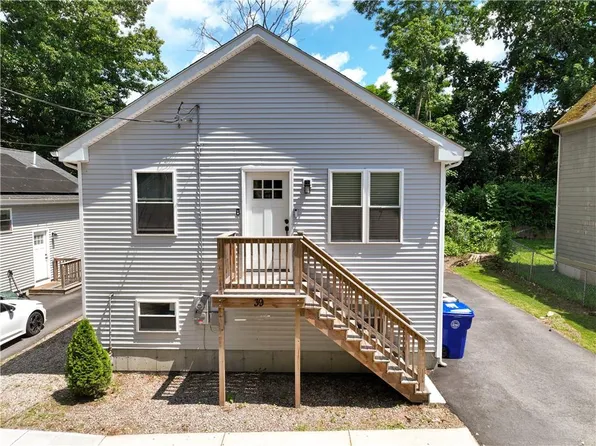 39 Derry St, Providence, RI 02908