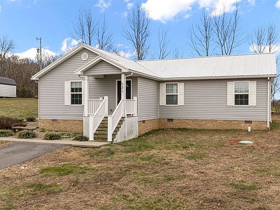 4th image of 131 Green Leaf Dr