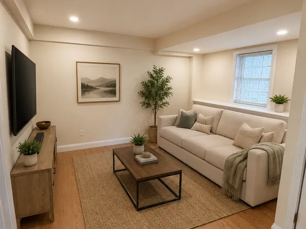 7 Prospect Ave, Randolph, MA