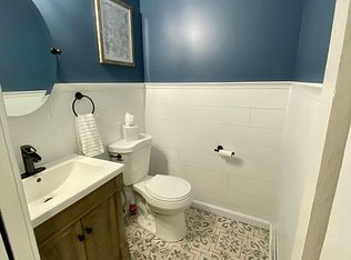 3008 Pin Oak Dr, La Grange, KY 40031