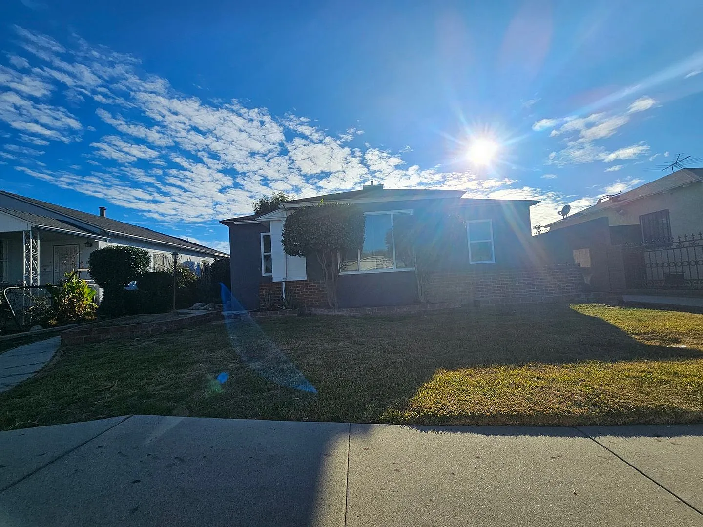 Charming 3BR House in Lynwood — Photo 2