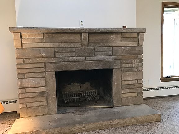 5th image of 35 Oakwood Dr