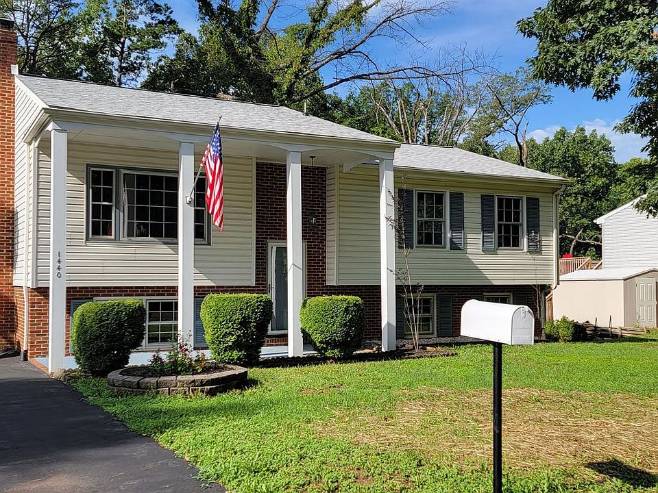 1st image of 1440 Abbey Cir