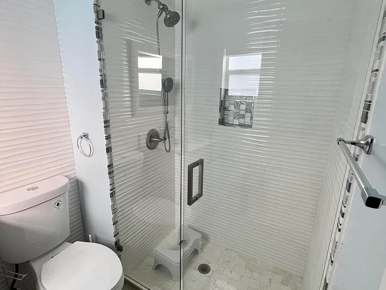5858 Tarragon Dr — Photo 15
