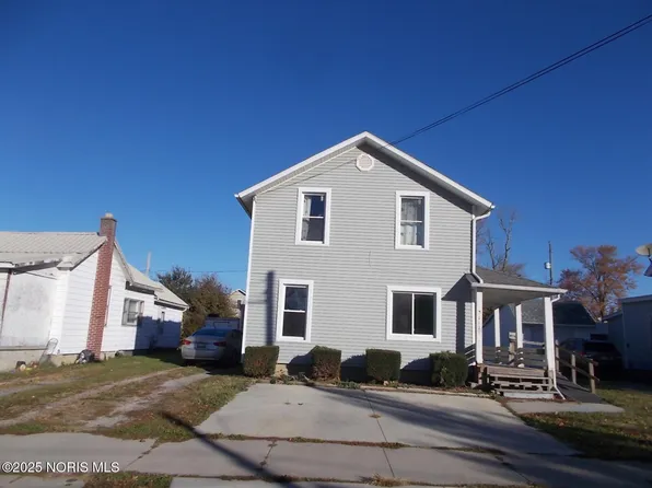 252 W Chestnut St, Wauseon, OH 43567