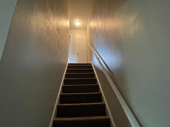 5th image of 1217 Moorman Ave NW