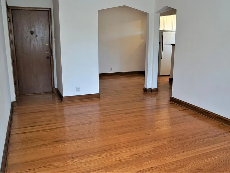 1265 Moorlands Dr — Photo 5