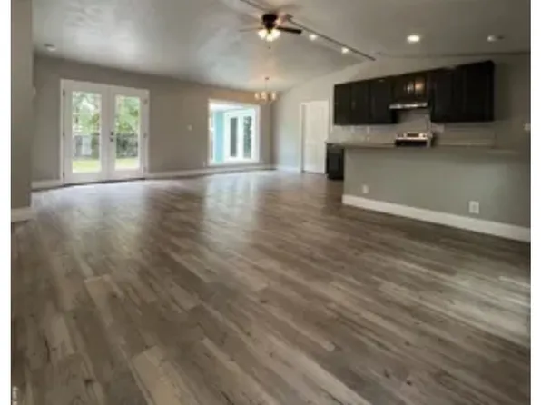 214 La Jolla Dr, Live Oak, TX 78233