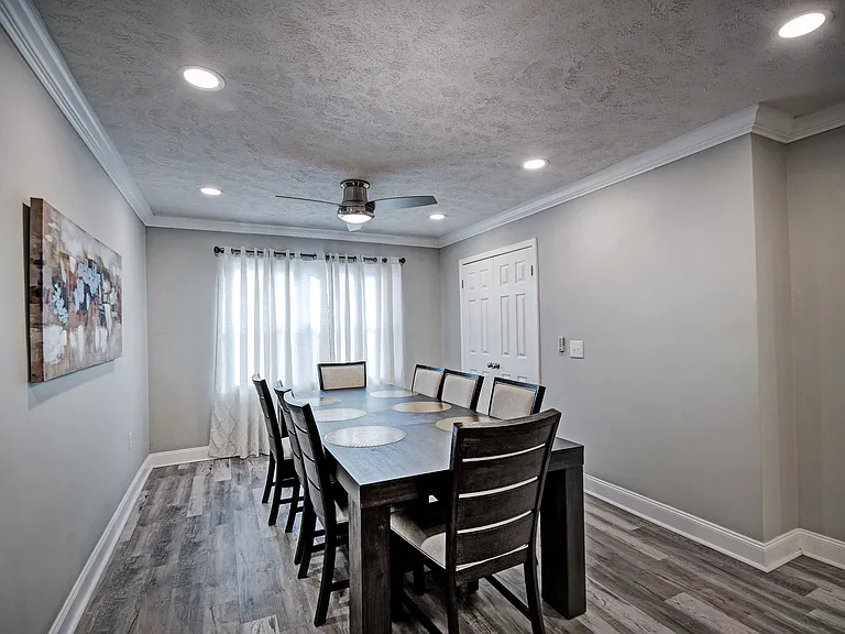 105 Sunset Dr — Photo 12