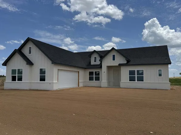 145 Legends Way, Bridgeport, TX 76426