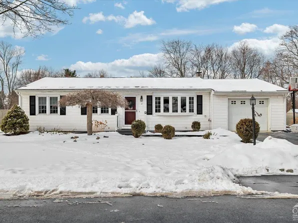 12 Clearview Boulevard, Schodack, NY 12033
