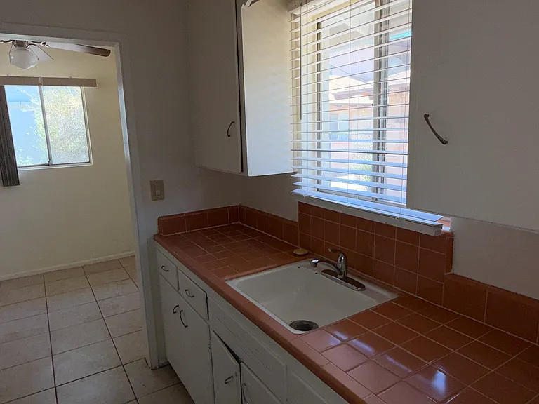 4425 N 8th Ave #3C — Photo 14